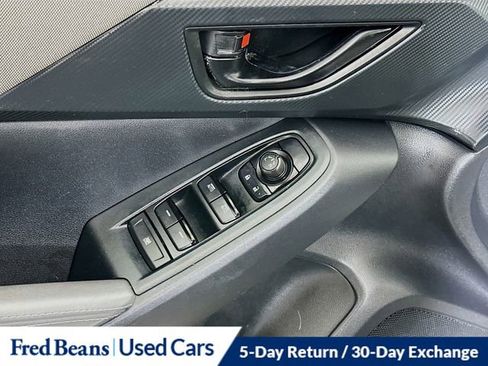 Used 2024 Subaru Crosstrek 2.0i Premium image 18