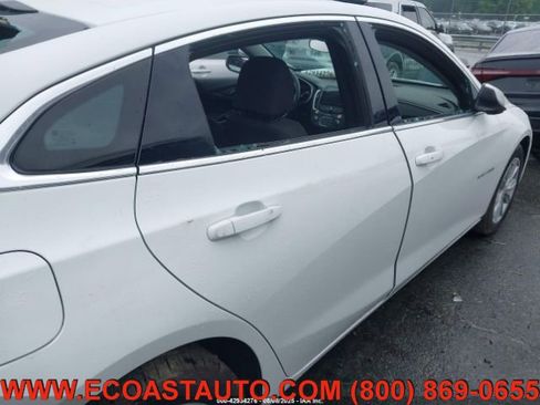 Used 2025 Chevrolet Malibu LT image 11