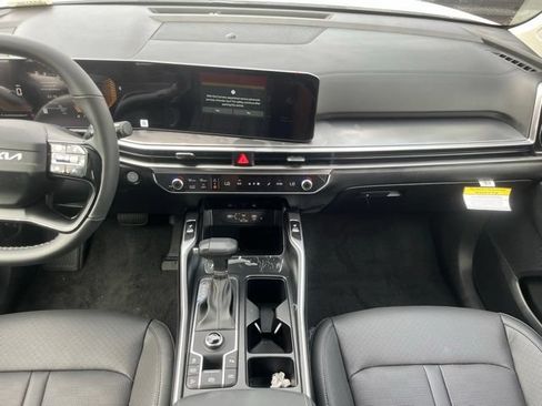 New 2026 Kia Sorento S w/ S Panoramic Sunroof Package FWD image 9