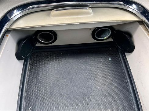 Used 2020 Dodge Grand Caravan SXT image 34