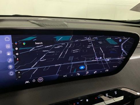 New 2026 Buick Enclave Sport Touring w/ Power Package FWD image 13