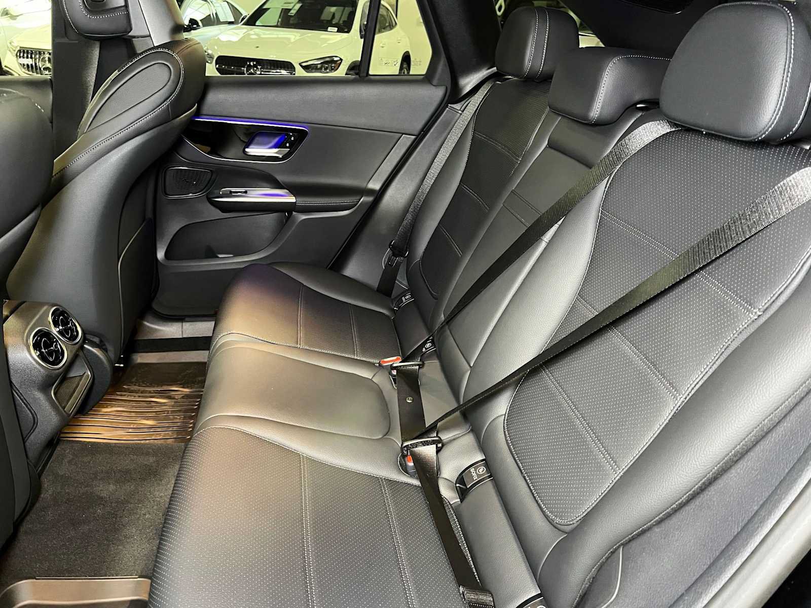 Used 2026 Mercedes-Benz GLC 300 4MATIC image 20