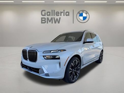 Used 2026 BMW X7 xDrive40i w/ Premium Package AWD/4WD image 1