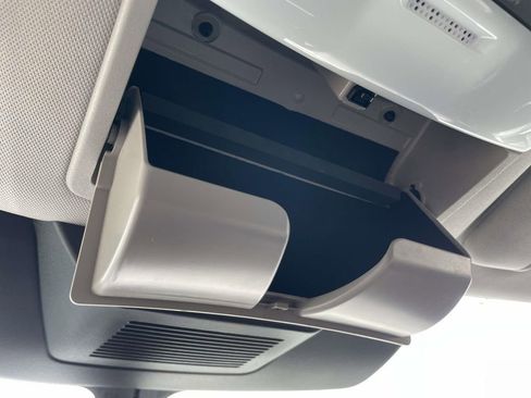 Used 2024 Nissan Pathfinder Platinum w/ Cargo Package image 30