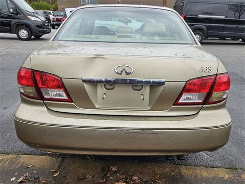 Used 2002 INFINITI I35 image 4