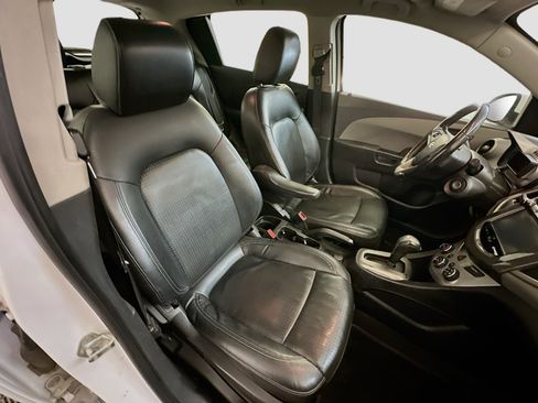 Used 2015 Chevrolet Sonic LTZ image 31