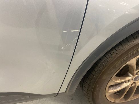 Used 2021 Ford Escape SE w/ Convenience Package FWD image 27