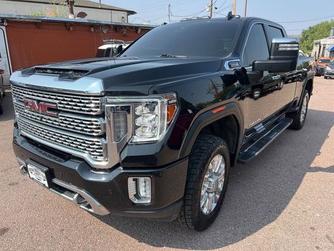 Used 2022 GMC Sierra 2500 Denali w/ Denali Ultimate Package image 8