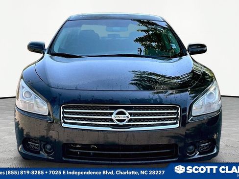 Used 2011 Nissan Maxima 3.5 S FWD image 2