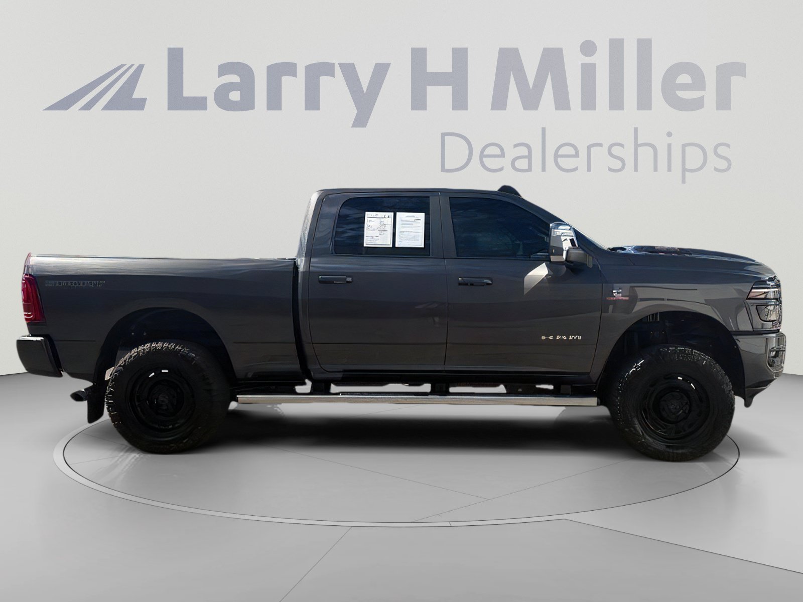 Used 2026 RAM 2500 Laramie w/ Sport Appearance Package AWD/4WD image 7