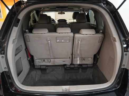 Used 2011 Honda Odyssey Touring image 14