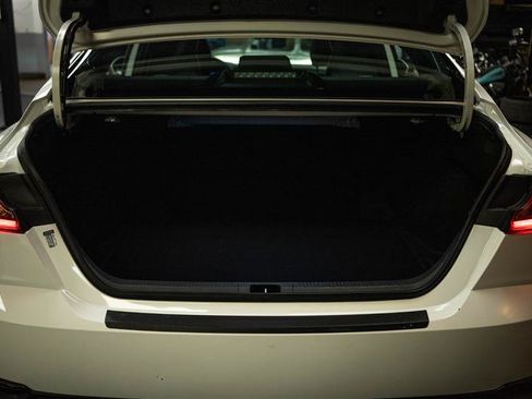 Used 2025 Toyota Camry SE w/ Multimedia Upgrade Package FWD image 7