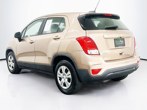 Used 2018 Chevrolet Trax LS FWD image 5