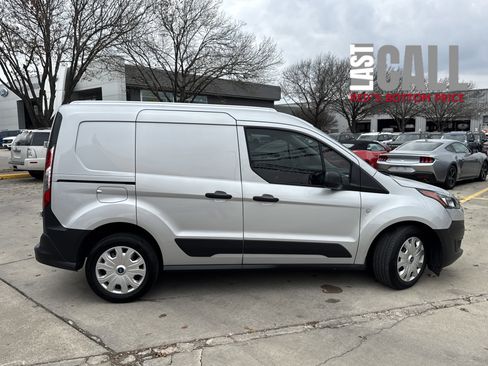 Used 2023 Ford Transit Connect XL image 4