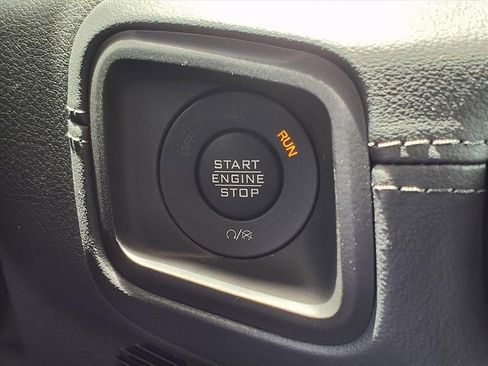 Used 2026 Jeep Gladiator Rubicon AWD/4WD image 23