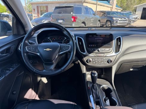 Used 2020 Chevrolet Equinox LT AWD/4WD image 12