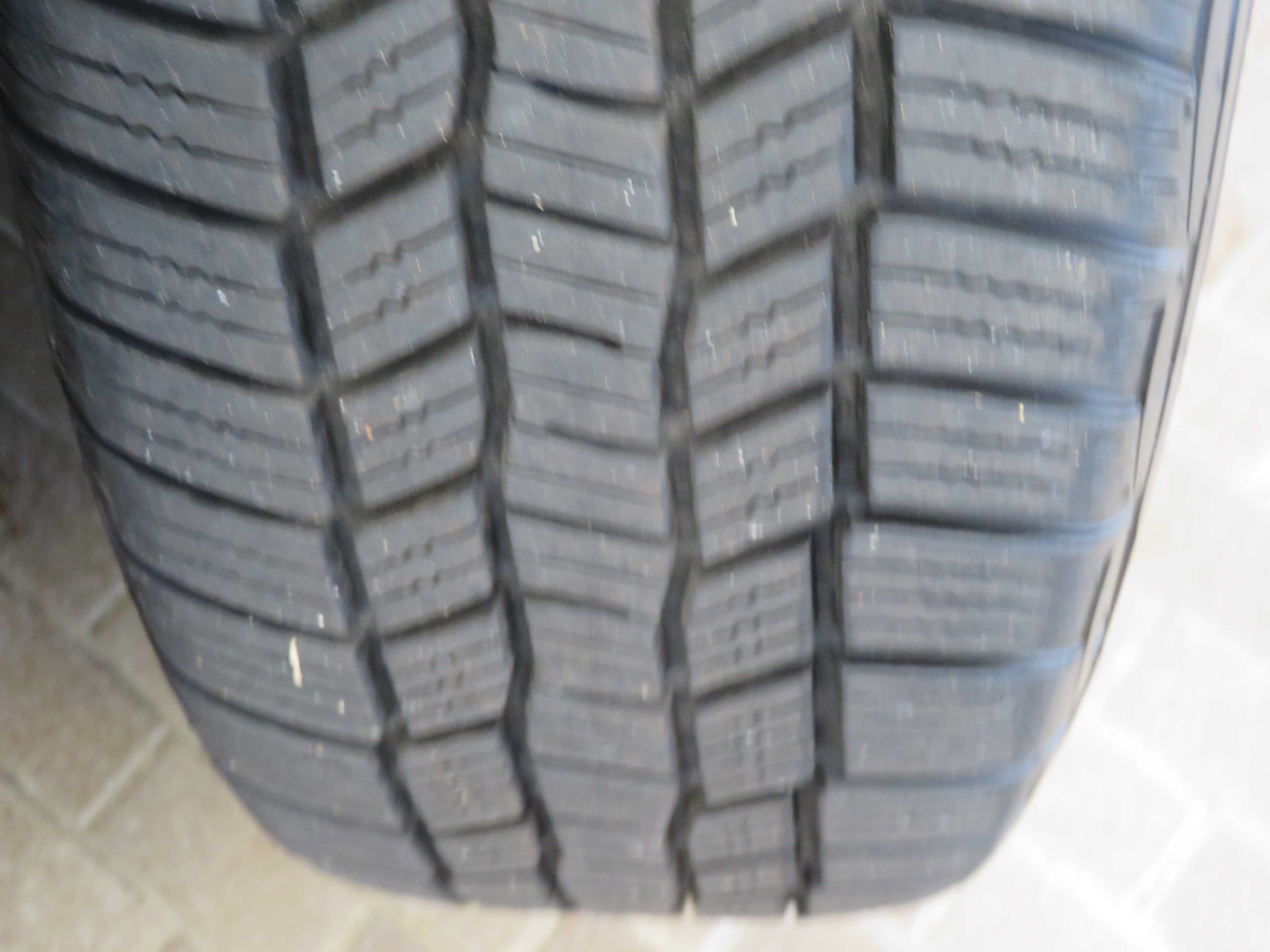 Used 2015 Toyota Yaris L FWD image 12