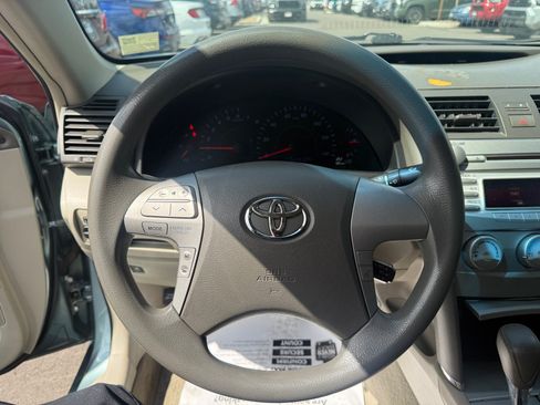 Used 2011 Toyota Camry LE w/ LE Extra-Value Pkg FWD image 9