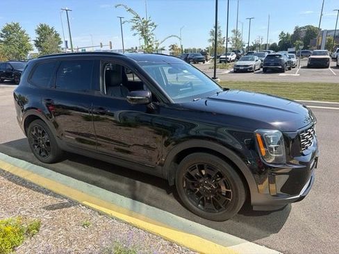 Used 2022 Kia Telluride SX w/ Nightfall Edition Package AWD/4WD image 9