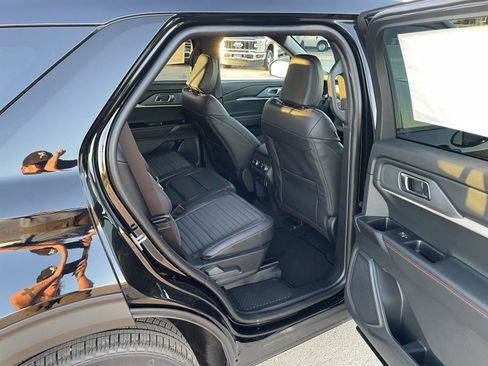 New 2026 Ford Explorer ST-Line image 33