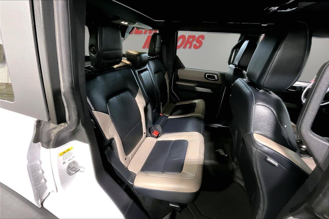 Used 2023 Ford Bronco Wildtrak AWD/4WD image 27