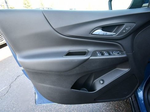Used 2024 Chevrolet Equinox LT AWD/4WD image 15