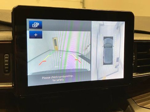 Used 2020 Ford Explorer Limited w/ Class III Trailer Tow Package image 38