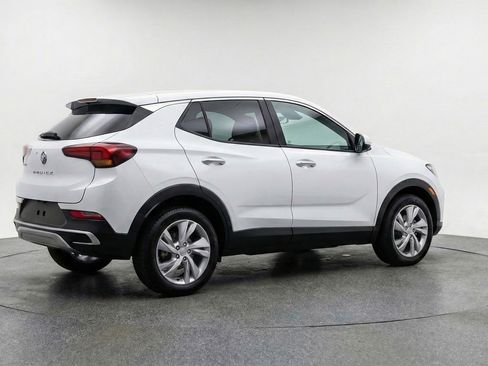 Used 2025 Buick Encore GX Preferred AWD/4WD image 9