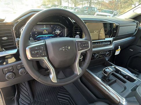 Used 2026 Chevrolet Silverado 1500 LT Trail Boss w/ LT Trail Boss Premium Package image 18