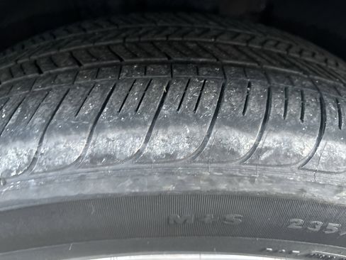 Used 2024 Toyota Highlander Platinum image 11