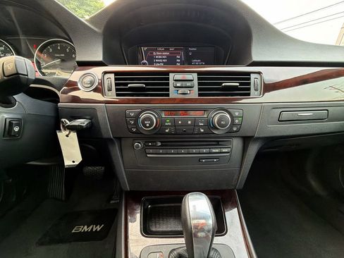 Used 2011 BMW 335i Convertible RWD image 24