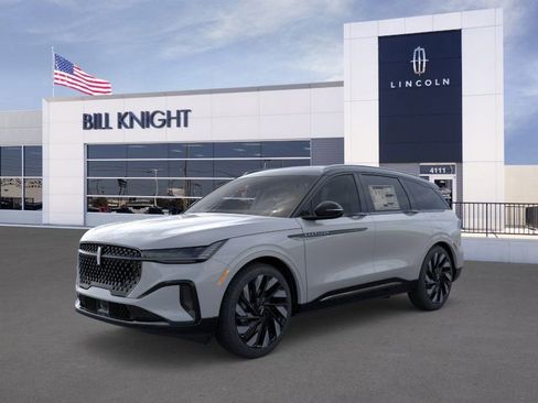 New 2026 Lincoln Nautilus Reserve w/ Jet Appearance Package image 1