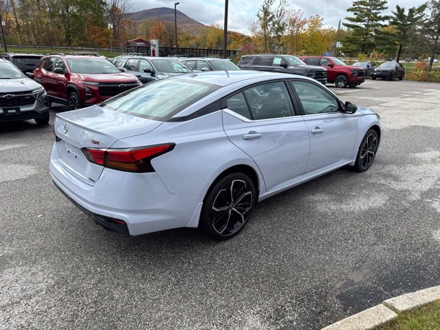 Used 2025 Nissan Altima 2.5 SR w/ SR Premium Package AWD/4WD image 23
