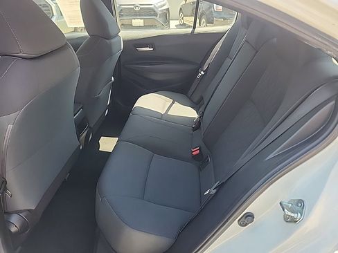 Used 2020 Toyota Corolla LE w/ Carpet Mat Package (TMS) FWD image 11