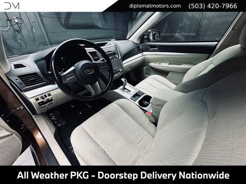 Used 2011 Subaru Legacy 2.5i Premium w/ All-Weather Pkg AWD/4WD image 17