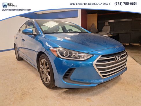 Used 2017 Hyundai Elantra SE image 31