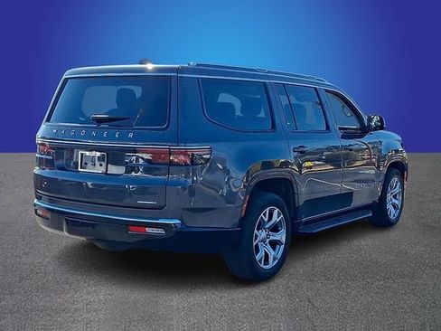 Used 2022 Jeep Wagoneer Series II image 4