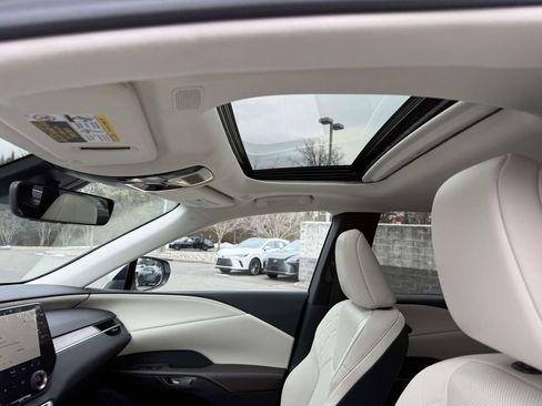 Used 2024 Lexus RX 350 Premium w/ Accessory Package (K3) image 21