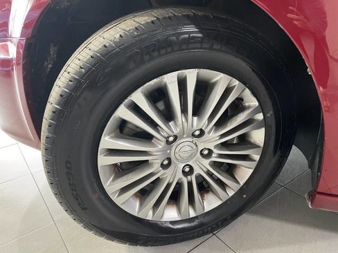 Used 2015 Chrysler Town & Country Touring-L w/ Driver Convenience Group image 10