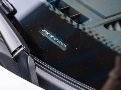 Used 2025 Porsche 911 Carrera 4 GTS image 47