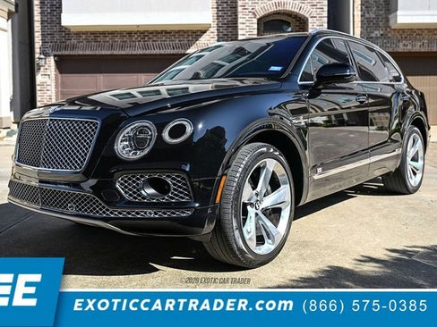 Used 2018 Bentley Bentayga image 1