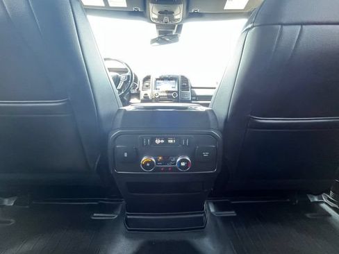 Used 2018 Ford Expedition Max Limited w/ Equipment Group 302A RWD image 30