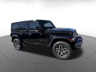 Used 2025 Jeep Wrangler Unlimited Sahara AWD/4WD video 2