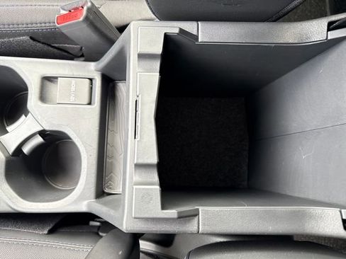 Used 2025 Subaru Forester Premium image 26