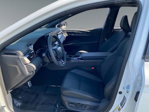 Used 2026 Toyota Camry XSE FWD image 9
