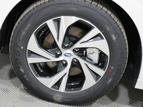 New 2025 Subaru Legacy Premium image 31