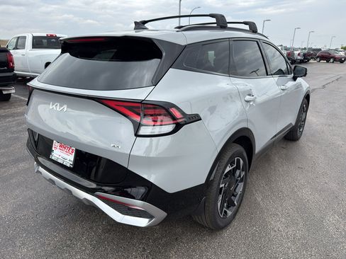 Used 2023 Kia Sportage SX AWD/4WD image 5