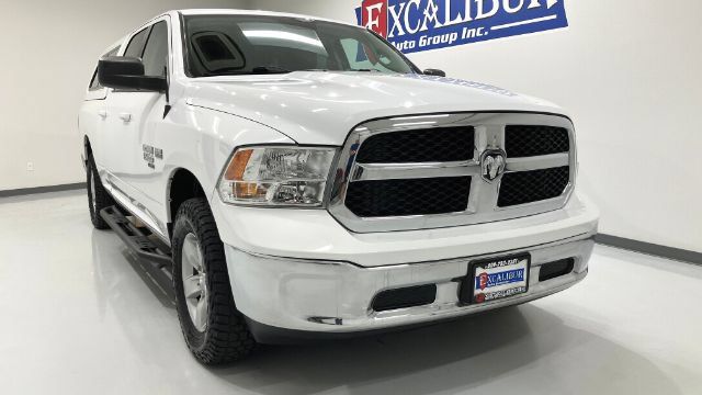 Used 2020 RAM 1500 Classic SLT AWD/4WD image 12