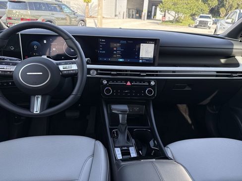 New 2026 Hyundai Santa Cruz Limited image 12