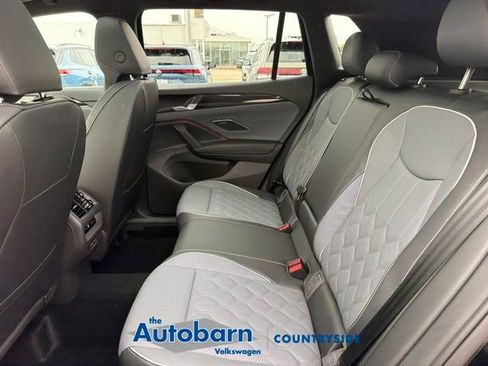 New 2026 Volkswagen Tiguan SEL R-Line AWD/4WD image 20